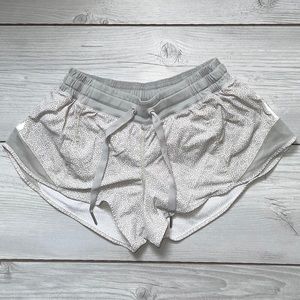 Lululemon Hotty Hot Short size 6